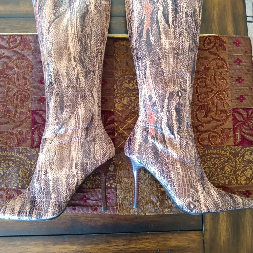 CLEARANCE SALE!! Orange and Brown Heeled Boots with Artistic Flair - Picture 11 of 12